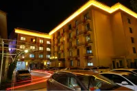 Yimesi Hotel (Dayi Food Street Store)