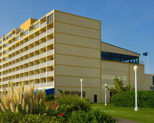فور بوينتس باي شيراتون فيرجينيا بيتش أوشنفرونت Hotels near شاطئ ساندبريدج