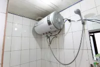 Dashiqiao Wangfu Guest House - 2-Star