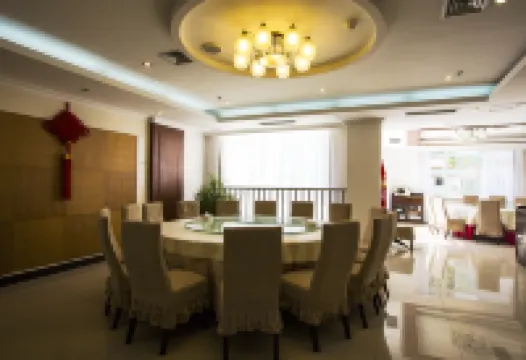 Jingda Riverside Hot Spring Hotel