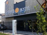 途客中国HOTEL(上海迪斯尼新场古镇店) - 酒店外部