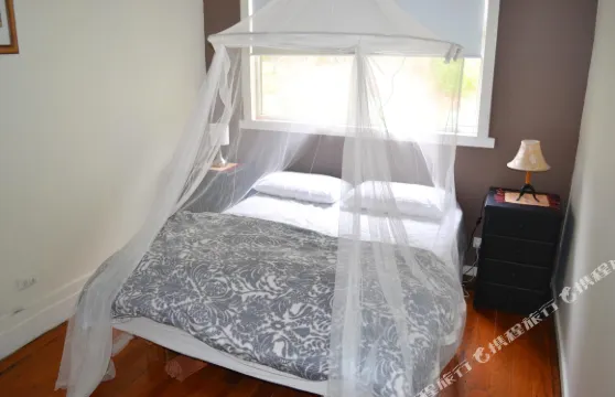 風景路127入口酒店