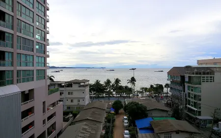 Mike Beach Resort Pattaya