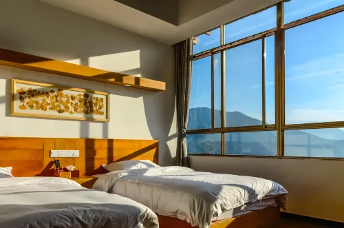 Travelling with Hostel Guilin Longji