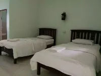 Palmy Home Hotels in Khao Niwet