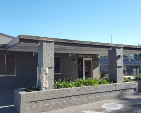 ゴールド パンナー モーター イン バサーストのホテル