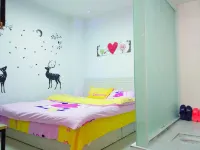 艾客萊公寓(科技大學黃家湖校區武漢交通職業學院店) 鄰近武漢科技大學(黃家湖校區)的酒店