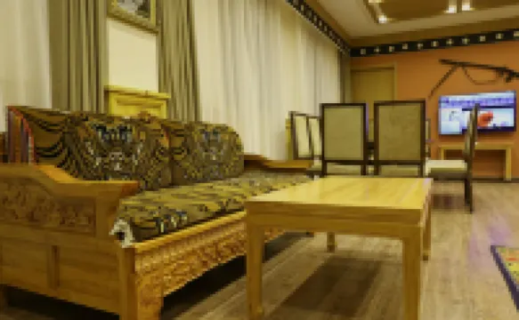 Hezuo Yunduo Grand Hotel