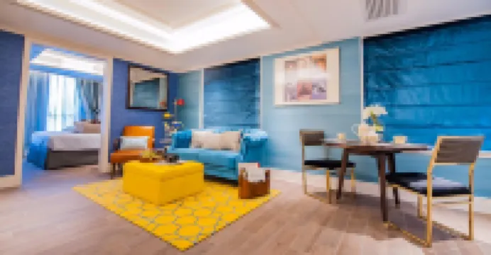 Hotel Madera Hollywood Hotel dekat Victoria Peak