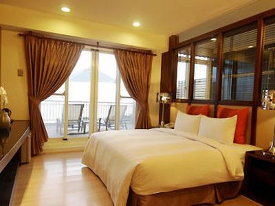 Gold Sandy Beach Hotel