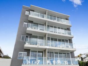 Manly Surfside Holiday Apartments