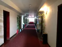 Zhengzhou Chengxin Hotel (Zijingshan Park)