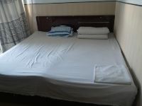 呼和浩特四海宾馆 - 普通大床房(公共卫浴)