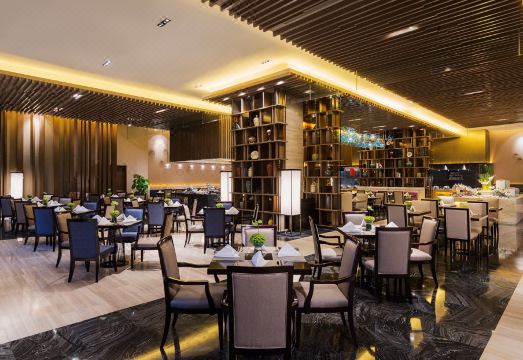 완다 램 벙부 호텔 로비