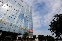 Xana Lite Hotel (Chengdu Shuangliu Airport Haibincheng) Hotel in zona Sichuan Aihua College