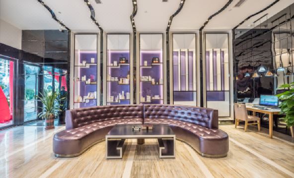 Lavande Hotel (Chongqing Tongliang Wanda Plaza Gas Building) - Housity