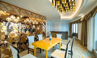 Liaoyang Yishuiyuntian Hotel