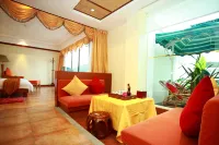 Imperial Palace Hot Spring & Resort Hotel a Zijin