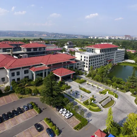 Swan Lake International Hotel