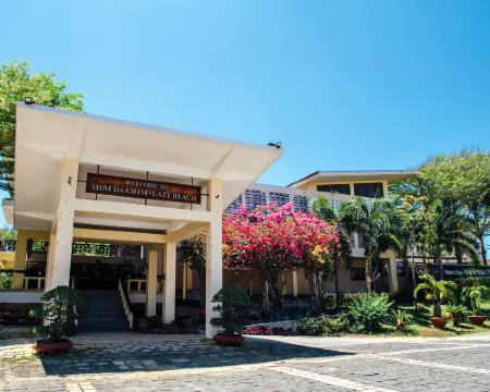 Lazi Beach Resort Hotel di La Gi