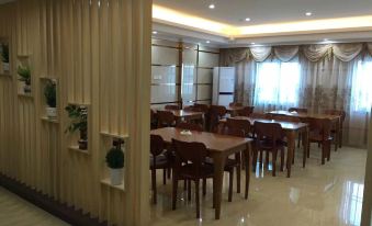 Tongxing Business Hotel