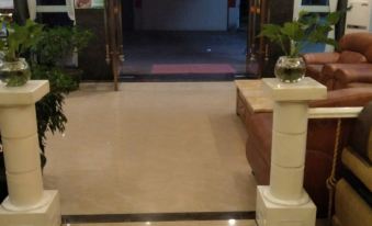 Zhaoqing Junyu Business Hotel