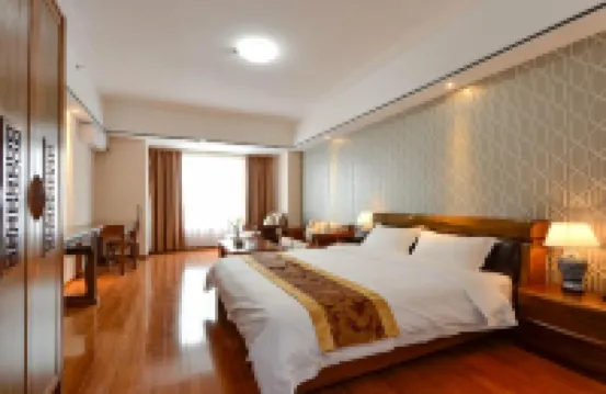 青年陽光公寓（台州萬達店）