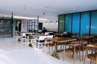 Wuxi Fengshe Boutique Hotel (Jiangnan University Taihu Scenery Belt Store)