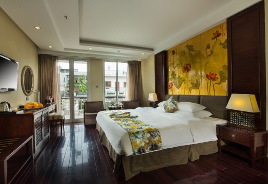 골든 실크 부티크 호텔