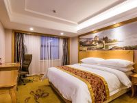 维也纳国际酒店(上海新国际博览中心店) - 标准大床房