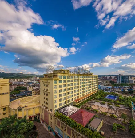 Puer King Land Hotel Отели рядом с достопримечательностью «Shiji Square»