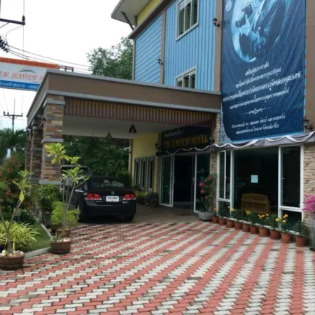 T.W. Sea View Hotel