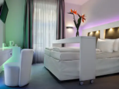 Grand Hotel Downtown Hotels near Eurotower