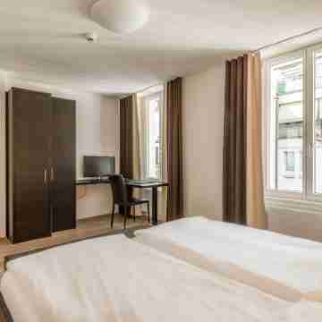 Hotel Alpina Luzern Rooms