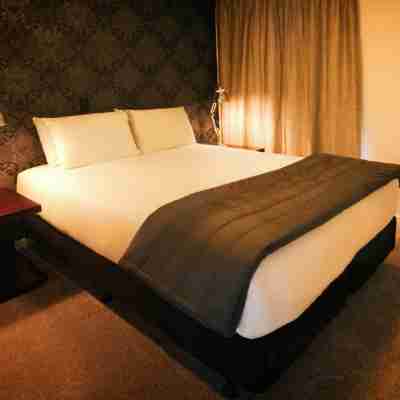 Apartments on Upton Rooms