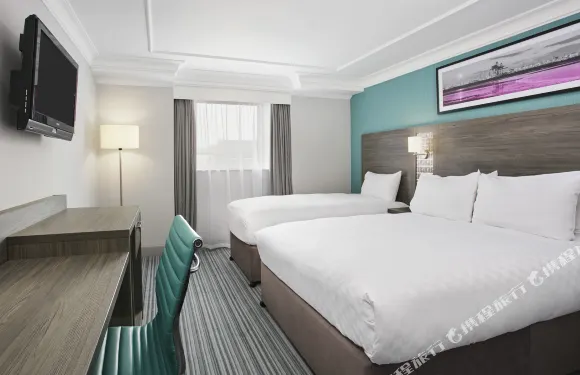 米德爾斯堡萊昂納多酒店