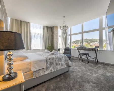 พรีมา ลูเช ดาวน์ทาวน์ โรงแรมในสปลิต