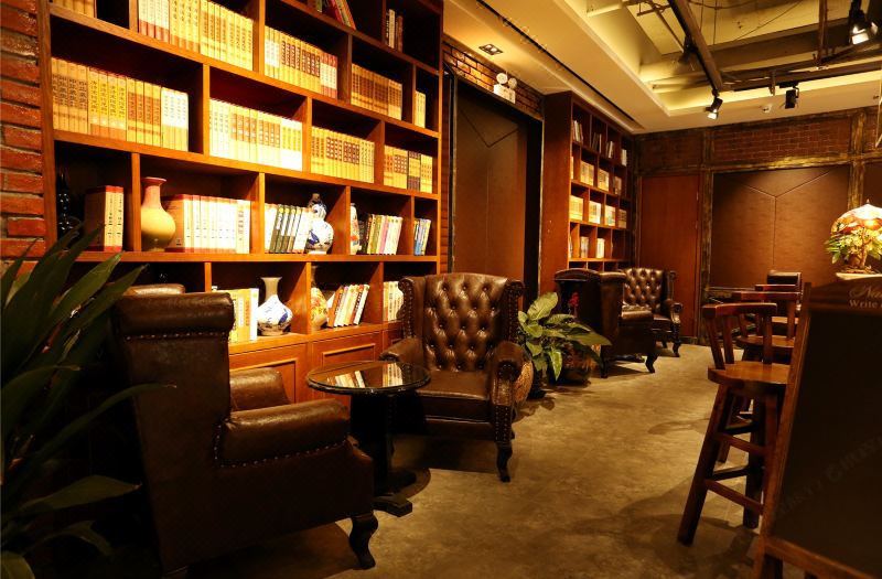 James Joyce Coffetel (Beijing Songjiazhuang Metro Station) photo 2