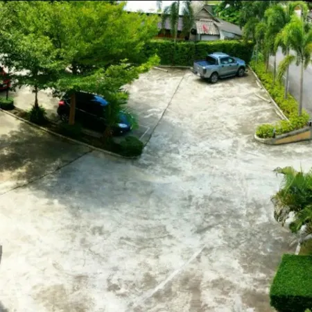 T.P. Place Hotel