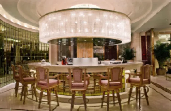 Noble International Hotel