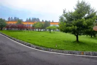 仙女山長松國際大飯店 武陵山大裂谷景區-候車廊附近的飯店