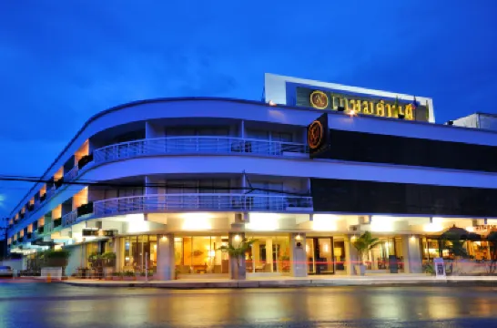 Kasemsarn Hotel Chanthaburi Hotels near King Taksin Shrine
