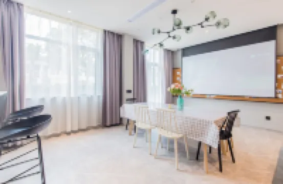 Diqu Manwu Homestay (Shanghai International Tourism Resort Branch)