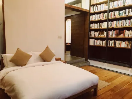 Qingcheng Study Eco Resort Hotel Отели рядом с достопримечательностью «Baiyun Wanfo Cave»