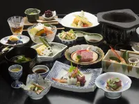 Beautiful Japanese Garden Kagetsu Hotels in Fuefuki