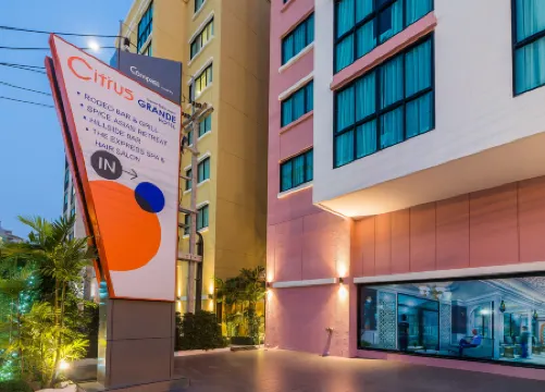 Citrus Grande Hotel Pattaya by Compass Hospitality Отели рядом с достопримечательностью «Пешеходная улица Паттайя»
