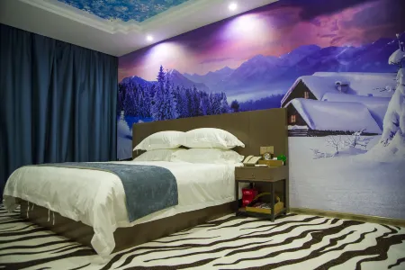 Leiketai Theme Hotel (Bengbu Railway Station Branch) Отели рядом с достопримечательностью «Anhui University of Finance & Economics»