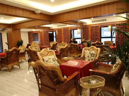 Quanxinjingpinjiudian Отели в г. Пэнси