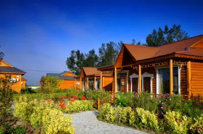 Zalantun Chaihe Lanshuiwan Resort Отели в г. Чжаланьтунь