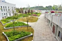 Yinhe Yunrui Hotel Hotel in zona Shuangliu Jiaolong Walking Street
